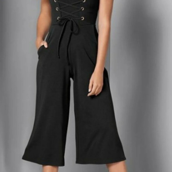 Venus NWOT Corset style culotte jumpsuit Size M - Picture 3 of 4